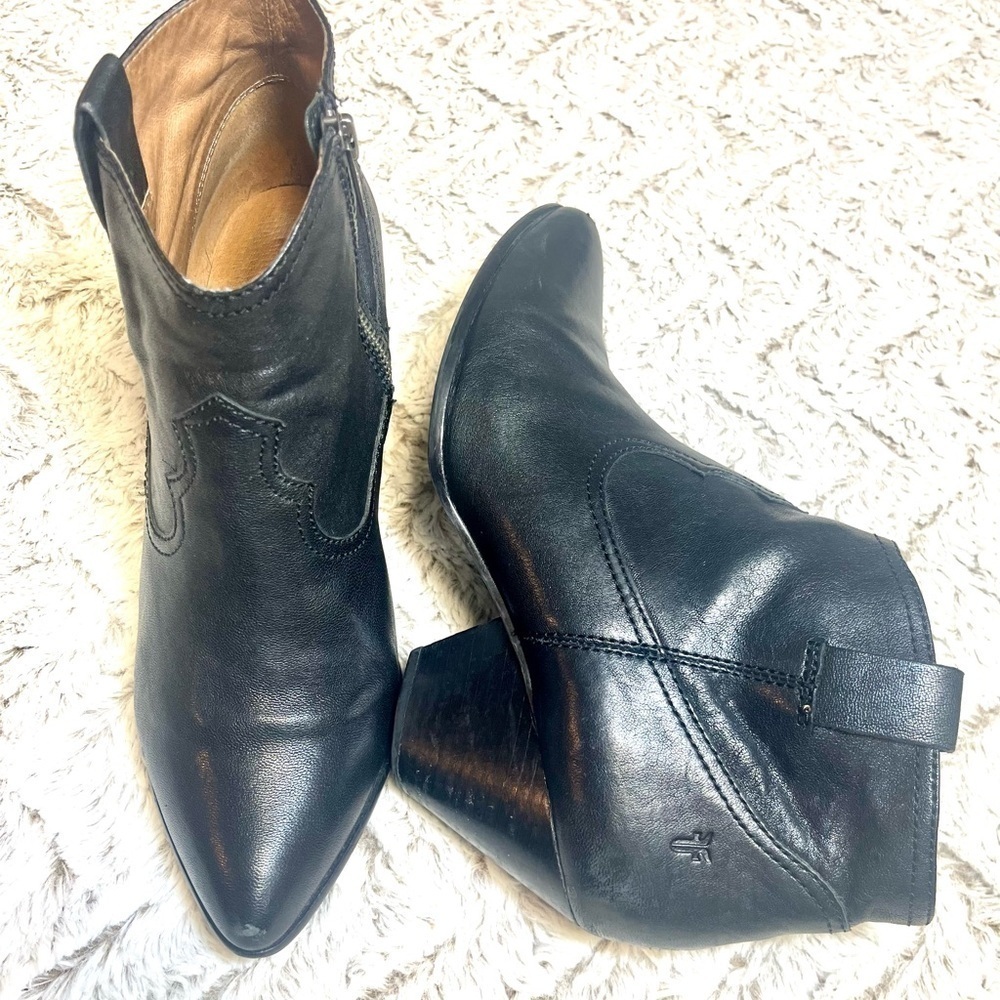 Frye Reina Western Black Leather Ankle Boots With Almond Pointed Toe 
Size 9.5